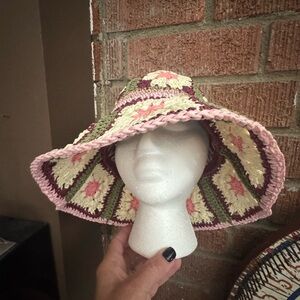 NEW unique Crochet Sun Hat - Pink, Green, Cream
With comfort strap inside🩷🤍💚